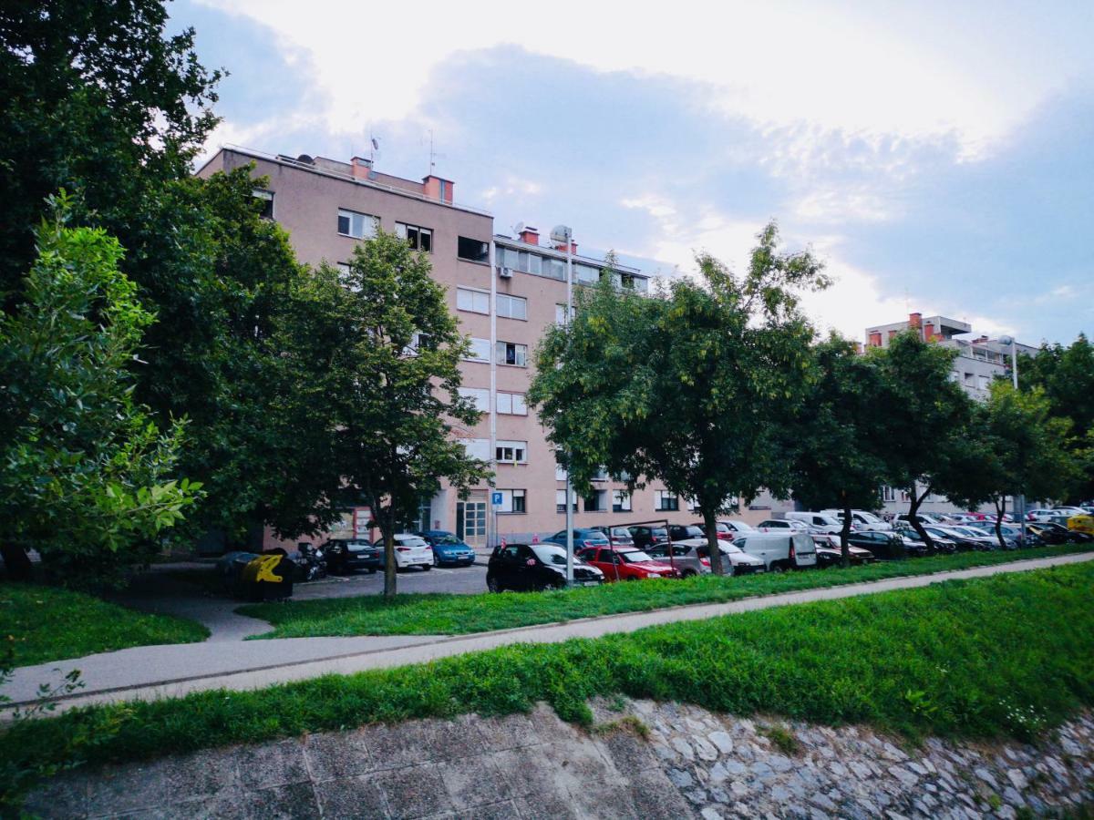 West Vibes Apartment 萨格勒布 外观 照片